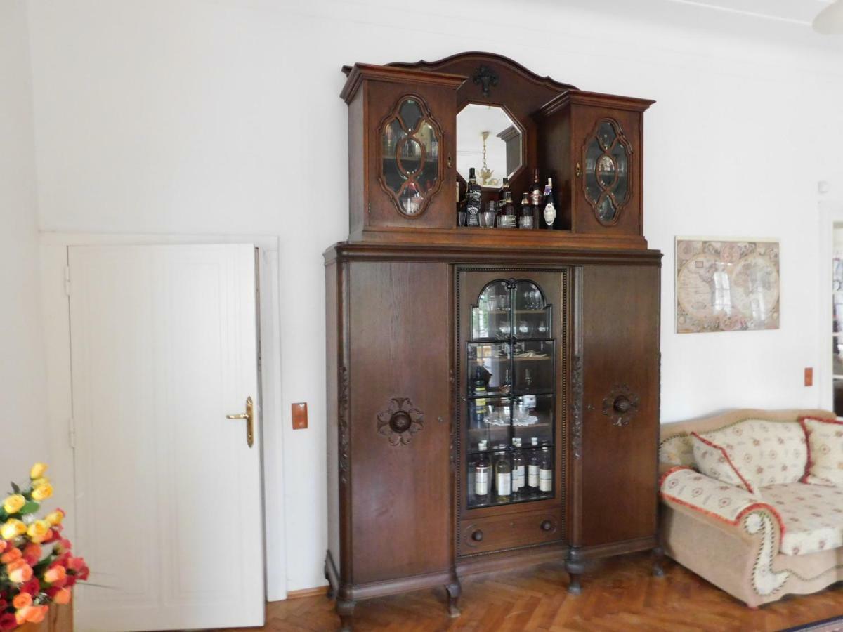 Vila Arnau 豪斯庭 外观 照片