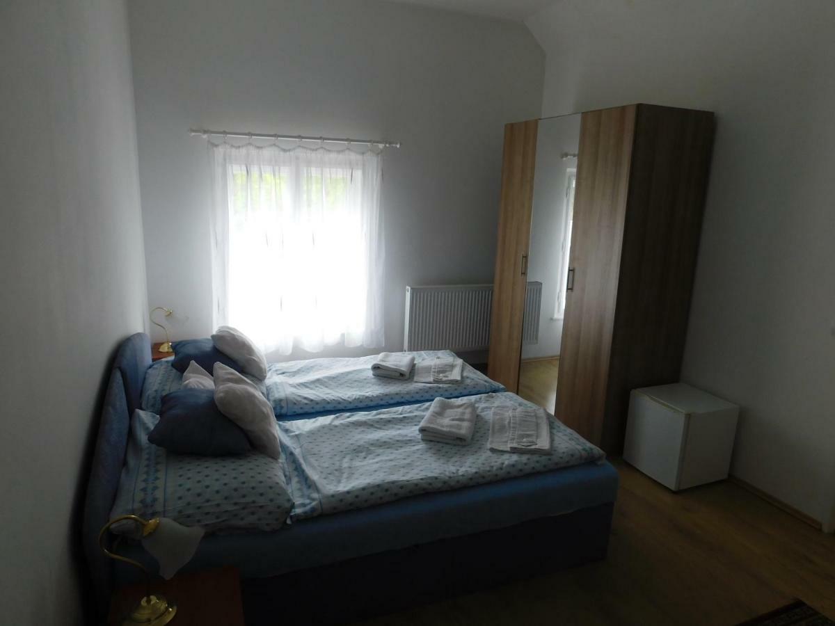 Vila Arnau 豪斯庭 外观 照片